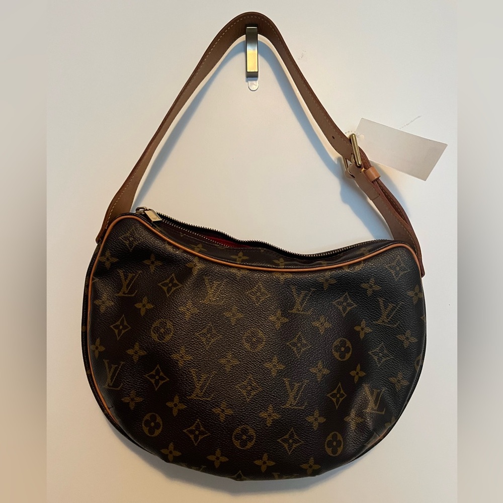 Rare!!! Louis Vuitton Vintage Croissant MM Bag